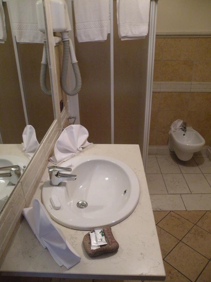 Hotel Ristorante Il Pirata San Vito di Leguzzano Εξωτερικό φωτογραφία